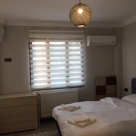 Sakiz Tiny House & אורלה